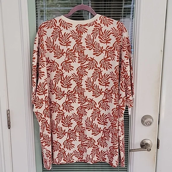 NWT Express Pima Cotton Graphic T Cream Top with Rust Leaf Print Sz XXL - Picture 2 of 9